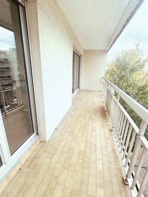 Appartement - 80 m² - 4 pièces