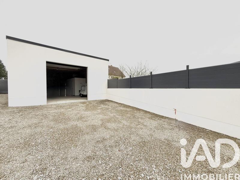 Maison - 102 m² - 5 pièces