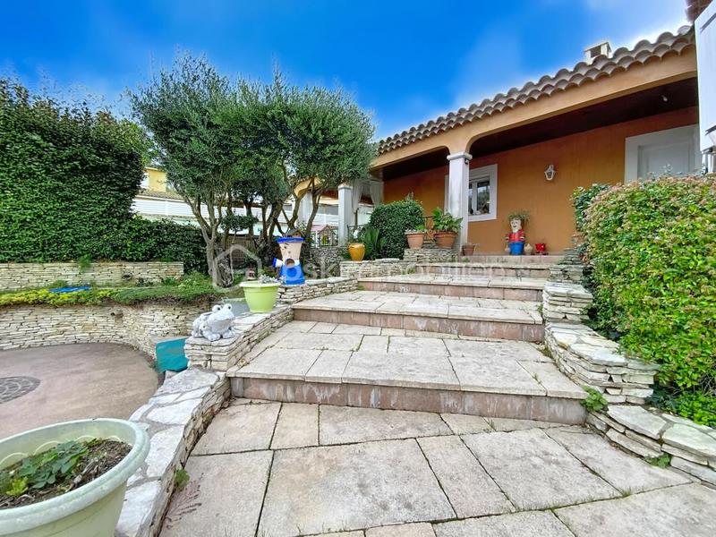 Villa - 140 m² - 5 pièces