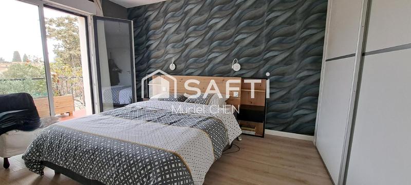 Villa - 260 m² - 8 pièces