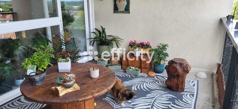 Appartement - 97 m² - 4 pièces