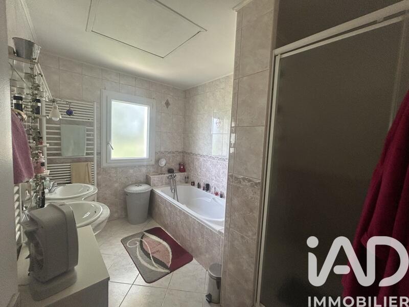 Maison - 150 m² - 5 pièces