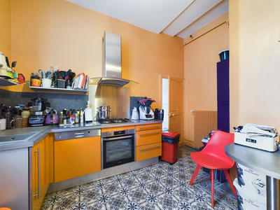 Appartement - 90 m² - 3 pièces