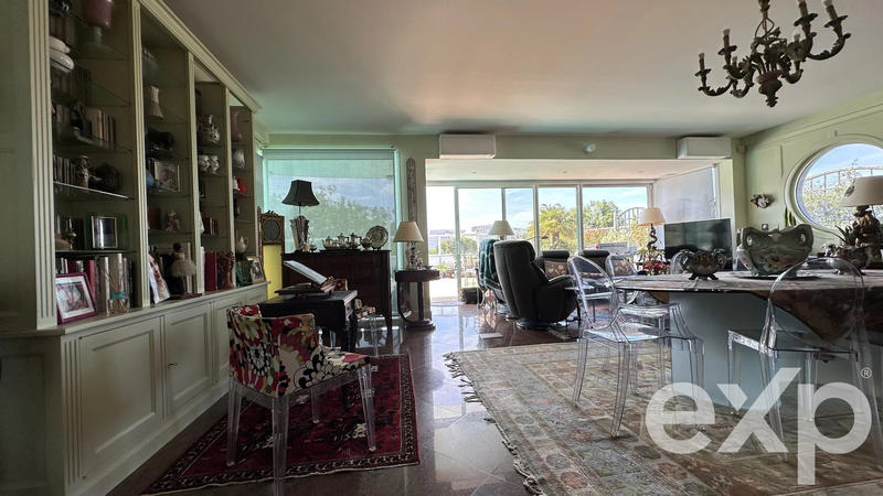 Appartement - 175 m² - 5 pièces