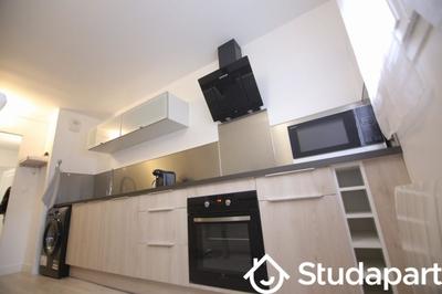 Chambre - 9 m² - 1 pièce