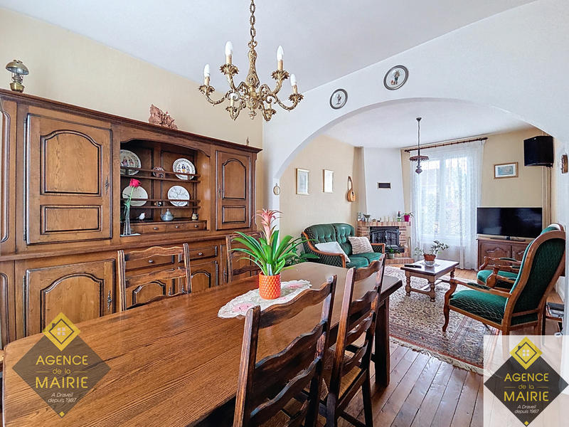 Maison - 88 m² - 5 pièces