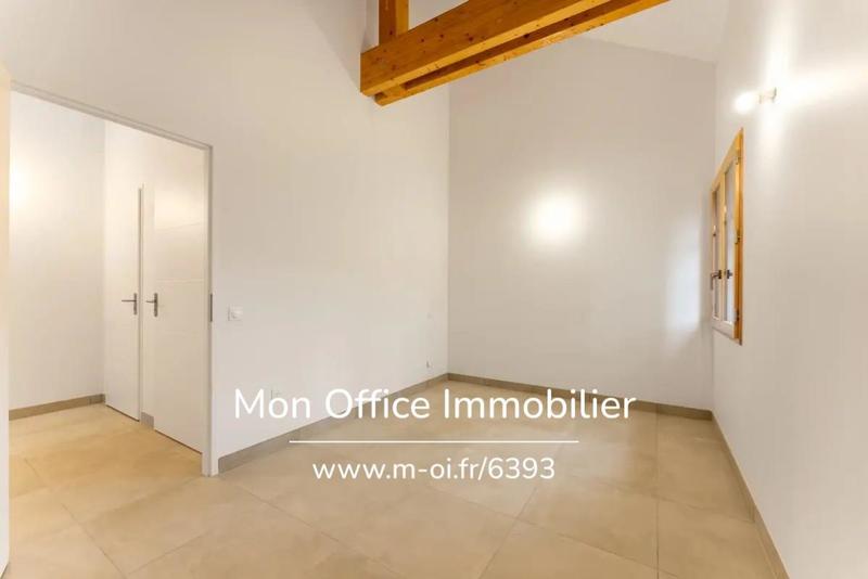 Maison - 81 m² - 5 pièces