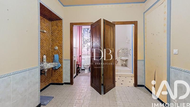 Maison - 270 m² - 7 pièces