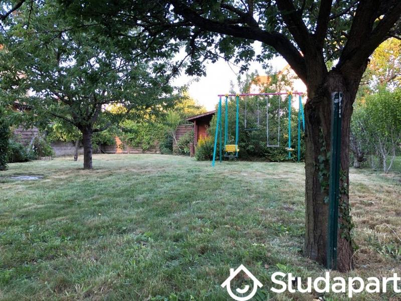 Chambre - 13 m² - 1 pièce