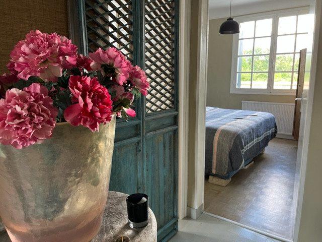 Maison traditionnelle - 275 m² - 8 pièces