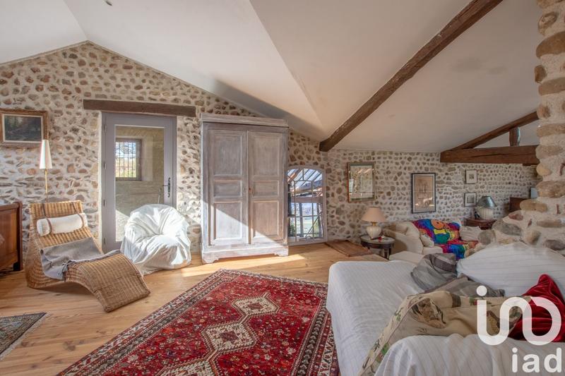 Maison - 183 m² - 5 pièces