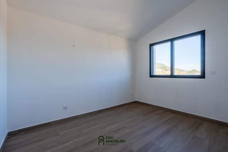 Maison - 145 m² - 5 pièces