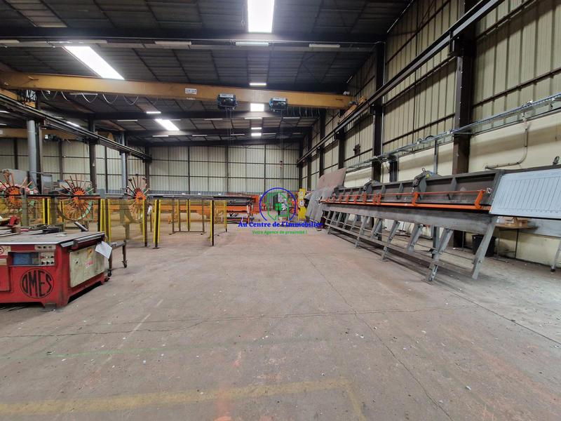 Local d'activités - 3 150 m²