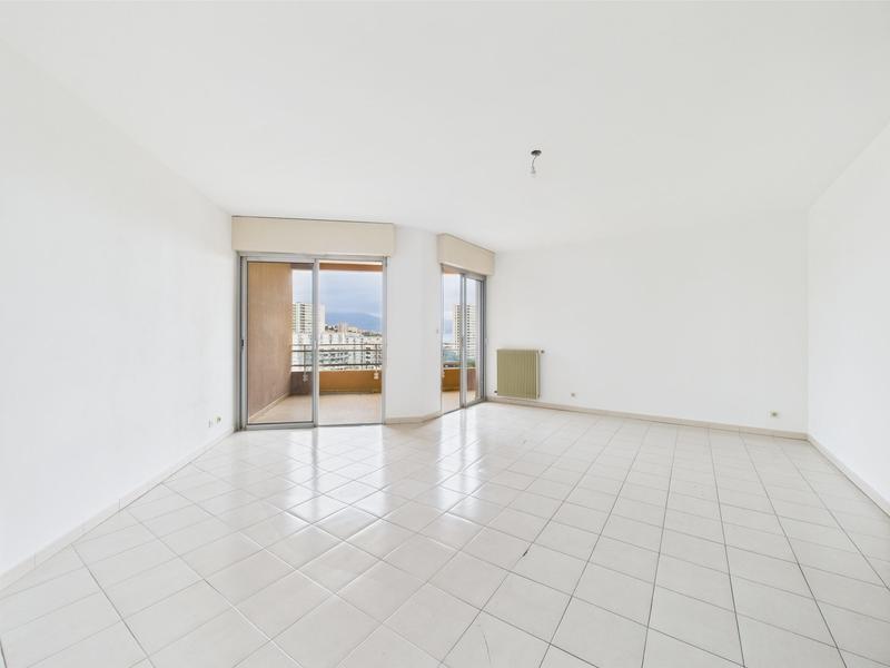 Appartement - 83 m² - 3 pièces