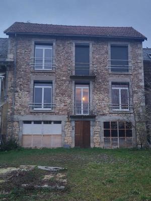 Maison - 190 m² - 9 pièces