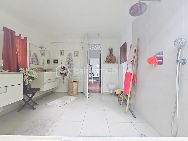 Villa - 150 m² - 4 pièces