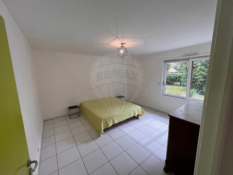 Propriété - 264 m² - 6 pièces