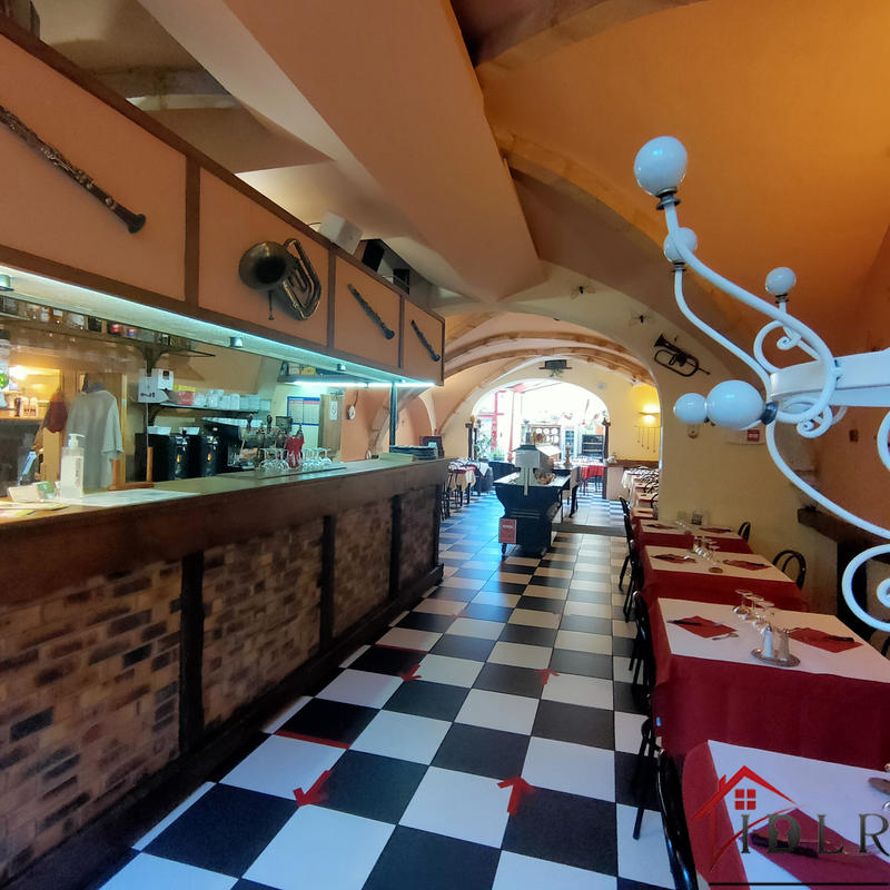 Local commercial - 202 m²