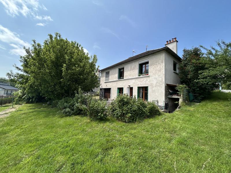 Maison - 97 m² - 5 pièces