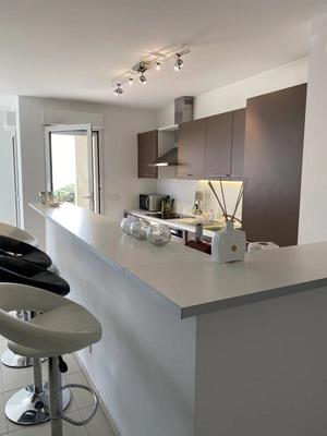 Appartement - 75 m² - 3 pièces