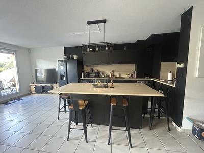 Appartement - 72 m² - 3 pièces