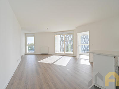 Appartement - 85 m² - 4 pièces