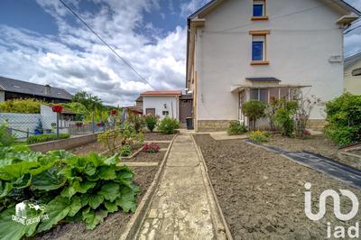 Maison - 87 m² - 5 pièces