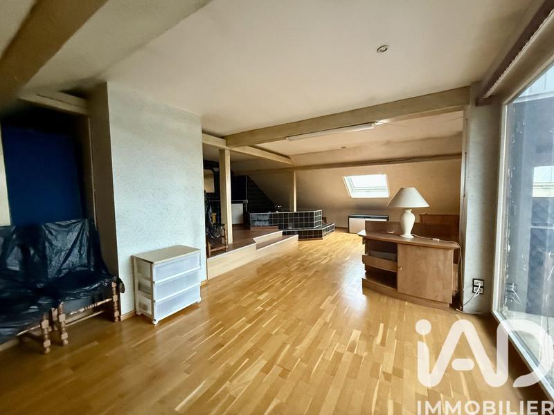Maison - 350 m² - 12 pièces