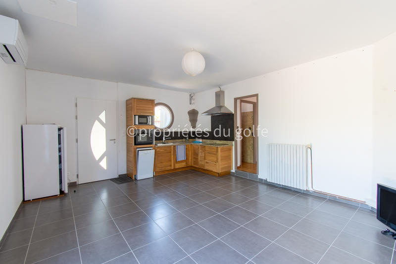 Maison - 309 m² - 9 pièces