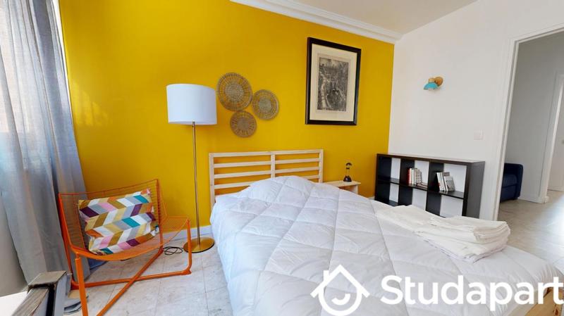 Chambre - 12 m² - 1 pièce