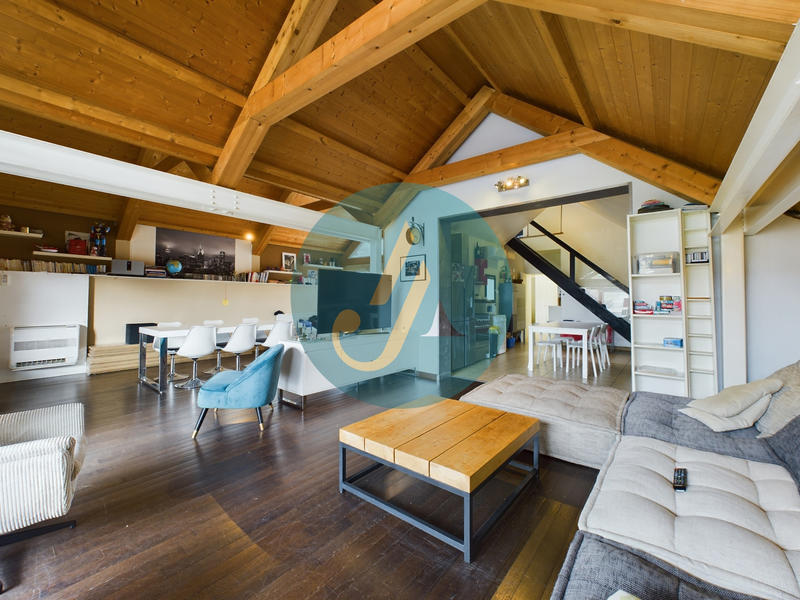 Maison - 145 m² - 5 pièces