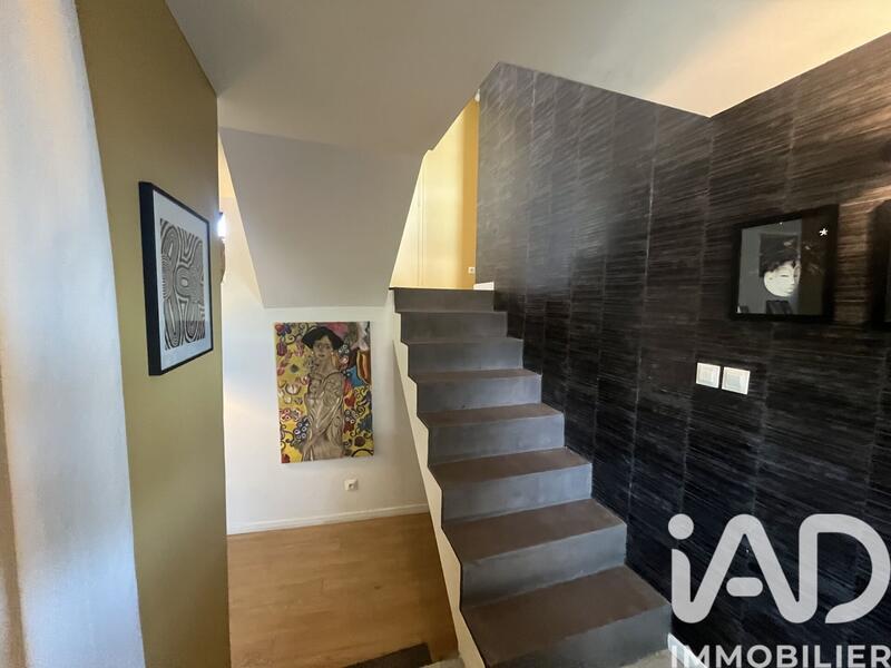 Maison de maîtres - 130 m² - 8 pièces