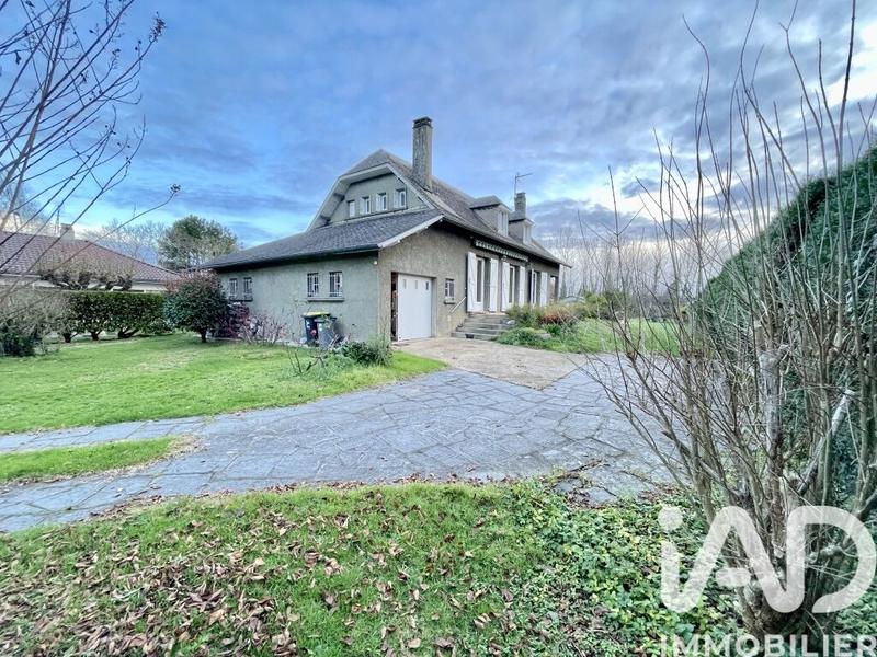 Maison - 163 m² - 7 pièces