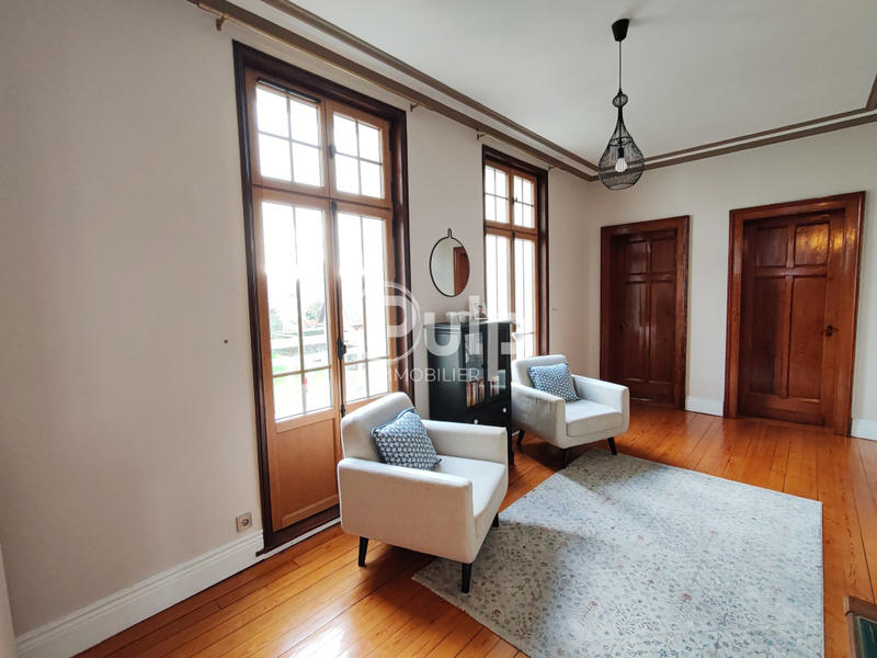 Maison de maîtres - 390 m² - 12 pièces