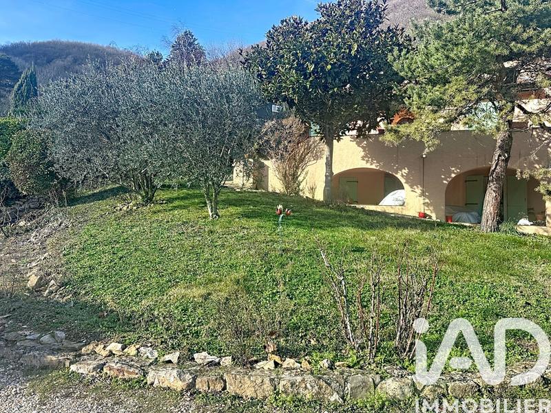 Maison - 141 m² - 6 pièces