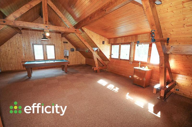 Maison - 365 m² - 5 pièces