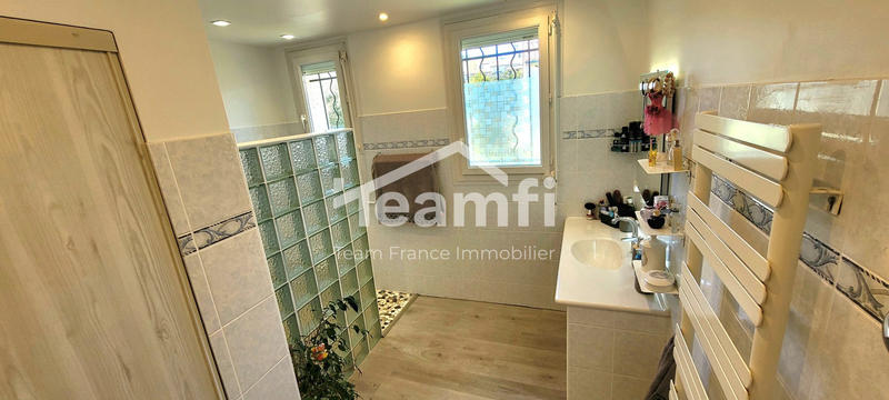 Maison - 128 m² - 6 pièces