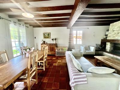 Villa - 176 m² - 6 pièces