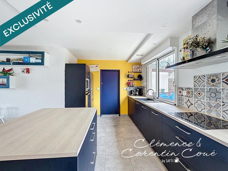 Maison - 93 m² - 4 pièces