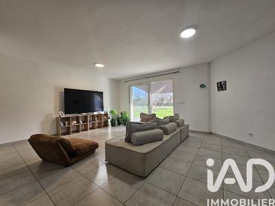 Maison - 98 m² - 4 pièces