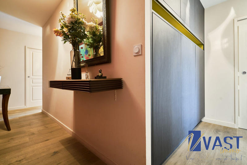 Appartement - 110 m² - 3 pièces