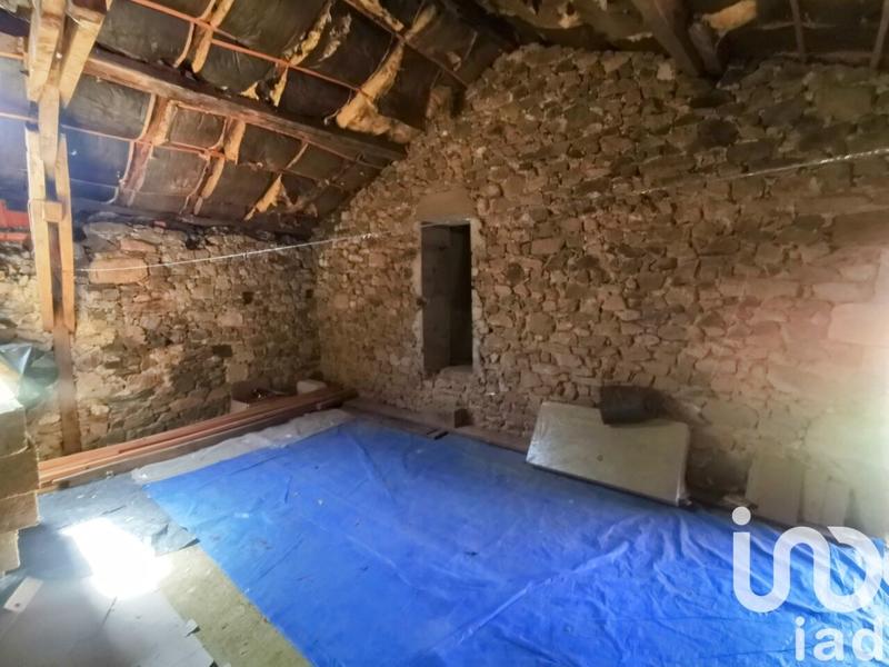 Maison - 210 m² - 3 pièces