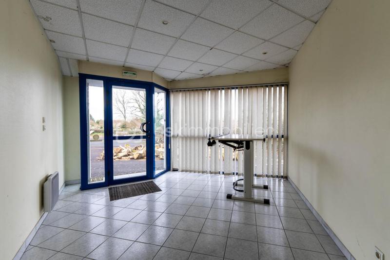 Immeuble - 1 080 m² - 17 pièces