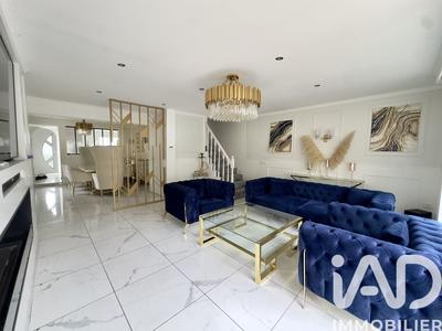 Maison - 151 m² - 7 pièces