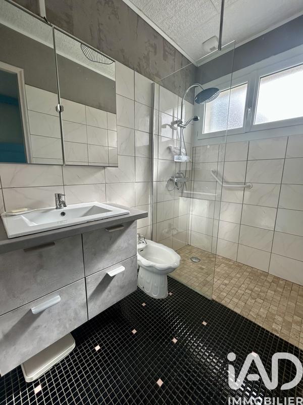 Maison - 95 m² - 5 pièces