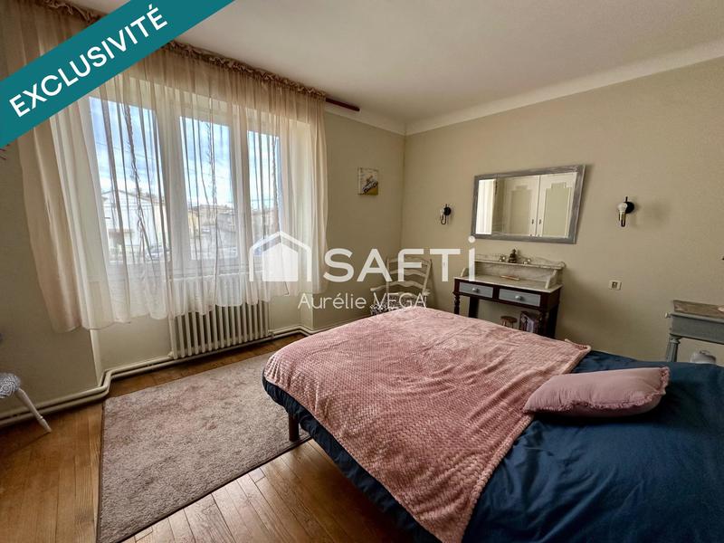 Maison - 137 m² - 6 pièces