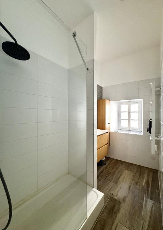 Maison - 208 m² - 7 pièces