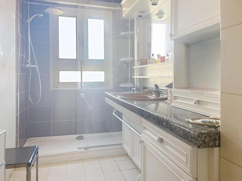 Appartement - 86 m² - 3 pièces