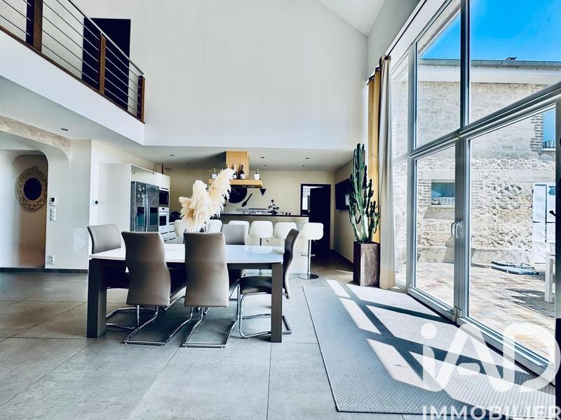 Maison de village - 242 m² - 7 pièces