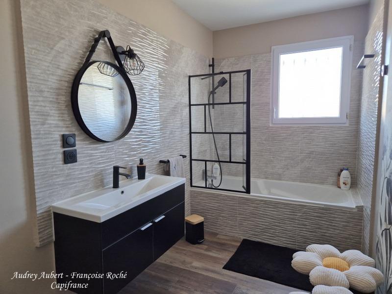 Maison - 158 m² - 6 pièces